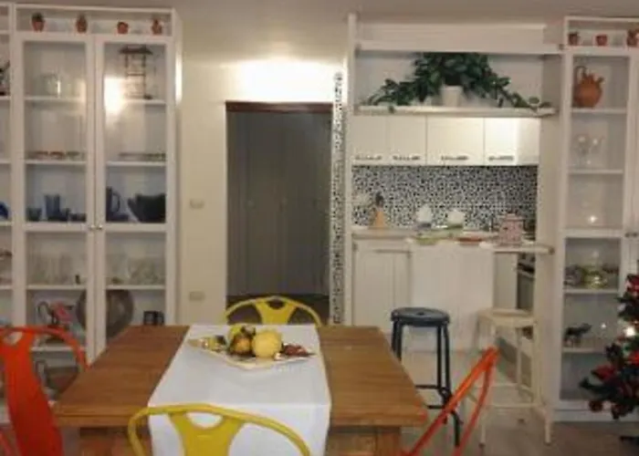 Appartamento Nini Short Lets